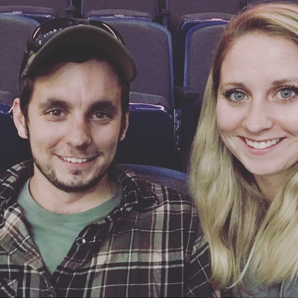 Meet your Posher, Amber - Picture 3 of 4